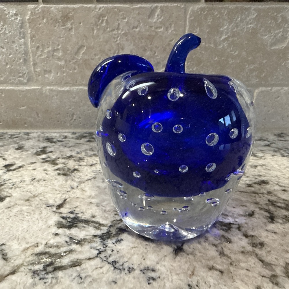 Rare Murano Glass Apple Cobalt Blue Controlled Bubbles Art Glass Paperweight